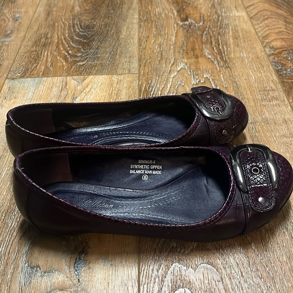 Women’s falts size 6
